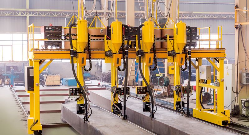 主梁外焊縫四槍龍門自動(dòng)焊接