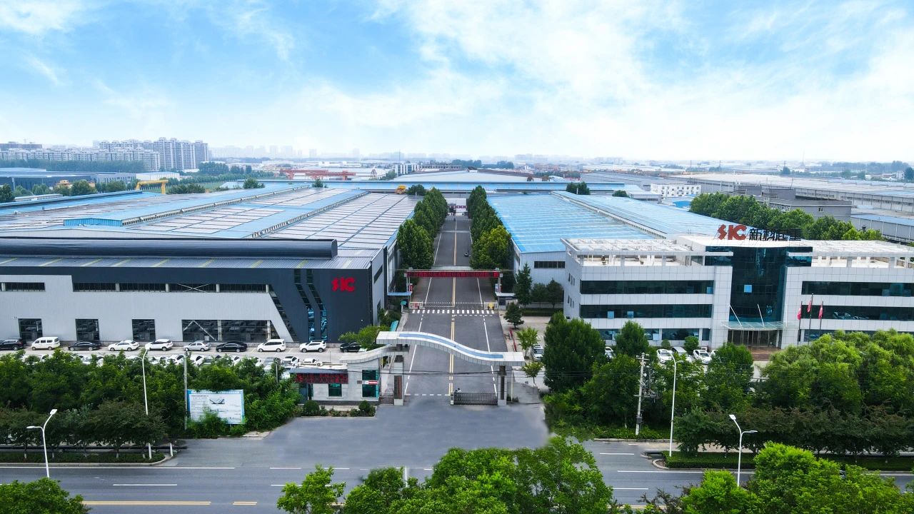 新起美好，科創(chuàng)未來｜新科起重助力民營經(jīng)濟(jì)騰飛榮登河南日報(bào)